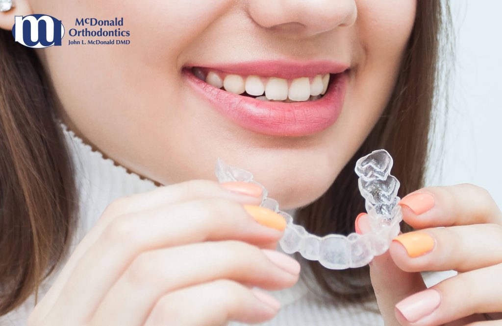 Smile with Confidence with Invisible Braces