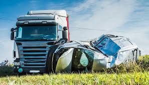 The Role of Expertise: Why Experience Matters When Choosing a Truck Accident Attorney 