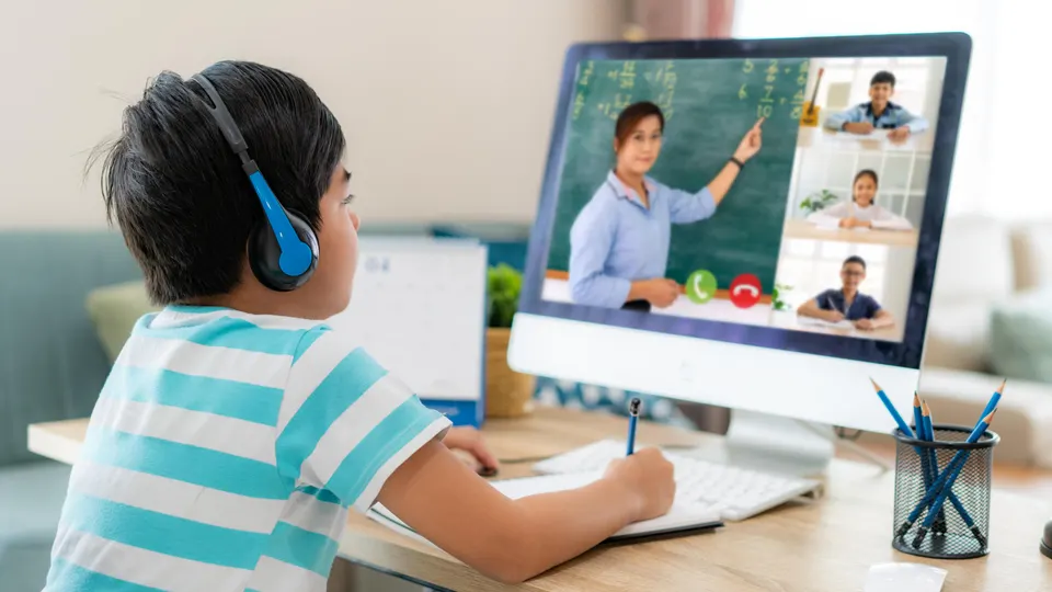 Online Learning for Teachers